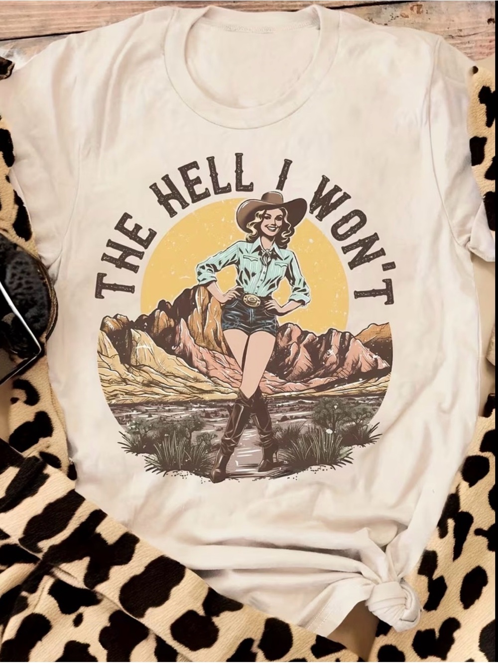 Western T-shirt Graphic Cowboy Tee "The Hell I Won't" - Cream
